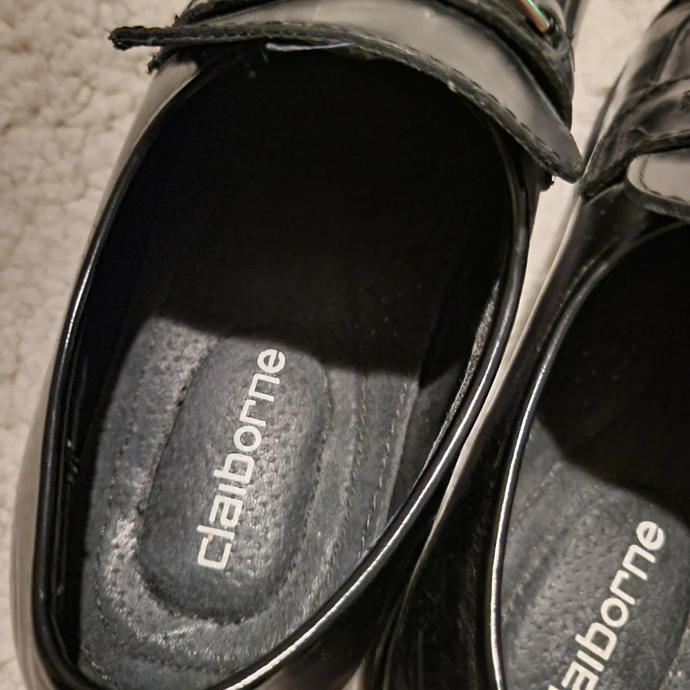 MENS CLAIBORNE LEATHER DRESS SHOES BLACK SIZE 8.5 - Picture 8 of 10